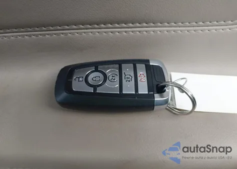 2021 Ford Explorer Xlt from USA, damaged, VIN 1FMSK7DHXMGC03675